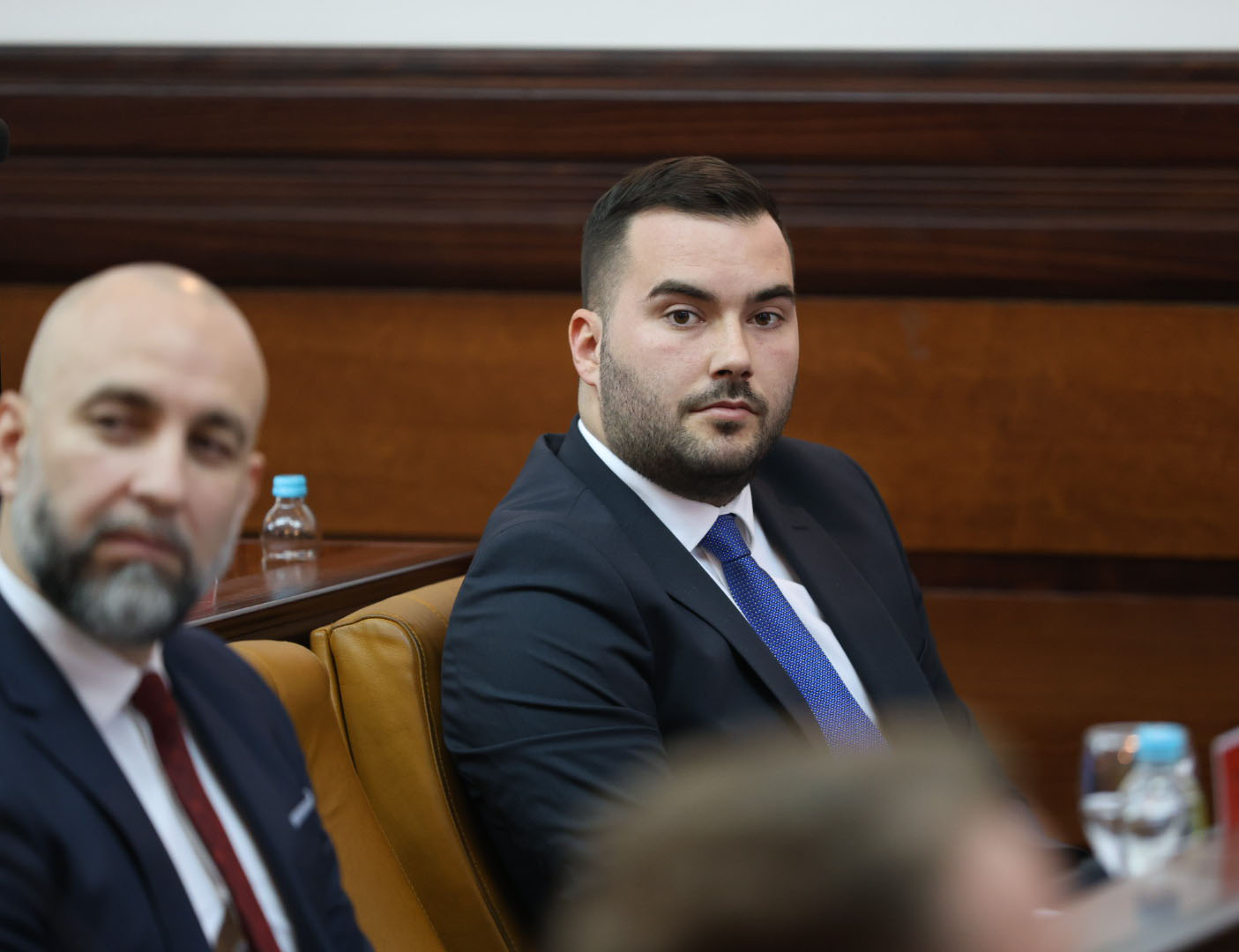 БАЊАЛУКА, 28. АПРИЛА /СРНА/ - Разни муслимански квазистручњаци у свом настојању да у политичку и уставну кризу у БиХ, коју је изазвао странац Кристијан Шмит, увуку и ЕУФОР, па чак и НАТО, не заустављају се у својим лажима и подвалама о Републици Српској, њеном руководству, посебно предсједнику Републике Милораду Додику, и српском народу, изјавио је за Срну одборник у Скупштини града Бањалука Богољуб Зељковић.