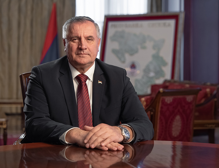 БАЊАЛУКА, 1. МАЈА /СРНА/ - Предсједник Владе Републике Српске Радован Вишковић рекао је да нема ништа против увођења нерадне недјеље и да о томе треба разговарати.