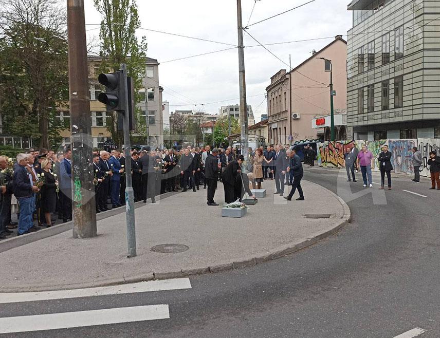 БАЊАЛУКА, 3. МАЈА /СРНА/ - У Источном Сарајеву и Сарајеву данас ће бити обиљежене 33 године од злочина над војницима ЈНА у сарајевској Добровољачкој улици гдје су нападнути од муслиманских паравојних јединица.