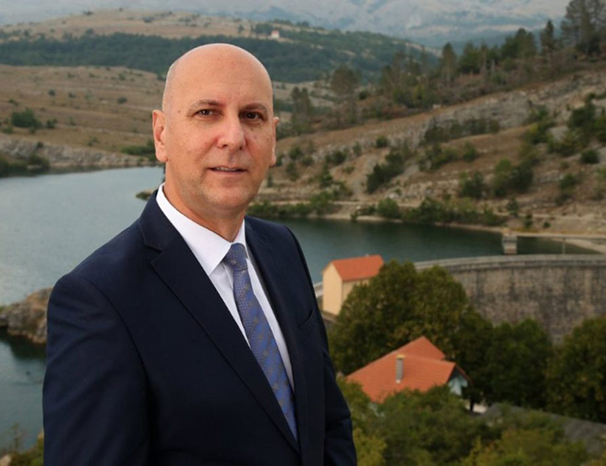 ГАЦКО, 5. МАЈА /СРНА/ - Предузеће Рудник и термоелектрана /РиTЕ/ "Гацко" у прва четири мјесеца ове године произвело је нешто више од 500 гигават-часова електричне енергије и тако наставило са позитивним финансијским резултатима, изјавио је данас Срни директор РиТЕ "Гацко" Максим Скоко.