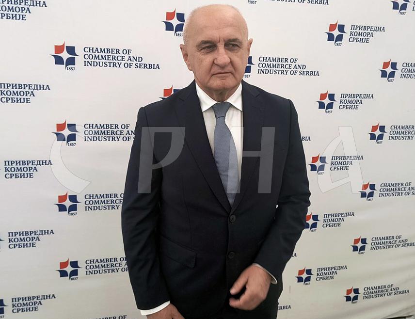 БЕОГРАД, 13. МАЈА /СРНА/ - Министар рударства и енергетике Републике Српске Петар Ђокић изјавио је данас у Београду да је Република Српска у процесу енергетске транзиције урадила много, али да проблем представља изостанак подршке европских финансијских институција.