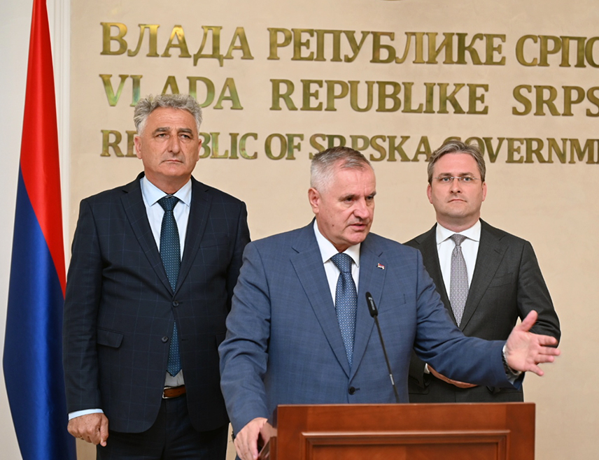 БАЊАЛУКА, 13. МАЈА /СРНА/ - Предсједник Владе Републике Српске Радован Вишковић рекао је да је сигуран да у редовима опозиције има довољан број патриотски оријентисаних посланика који ће у Народној скупштини Српске подржати вето српског члана и предсједавајуће Предсједништва БиХ Жељке Цвијановић.