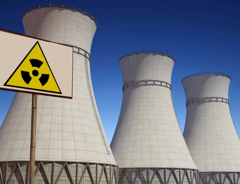 КОПЕНХАГЕН, 14. МАЈА /СРНА-Ројтерс/ - Данска разматра укидање 40 година старе забране нуклеарне енергије да би побољшала своју енергетску безбједност, рекао је министар енергетике Ларс Огард.