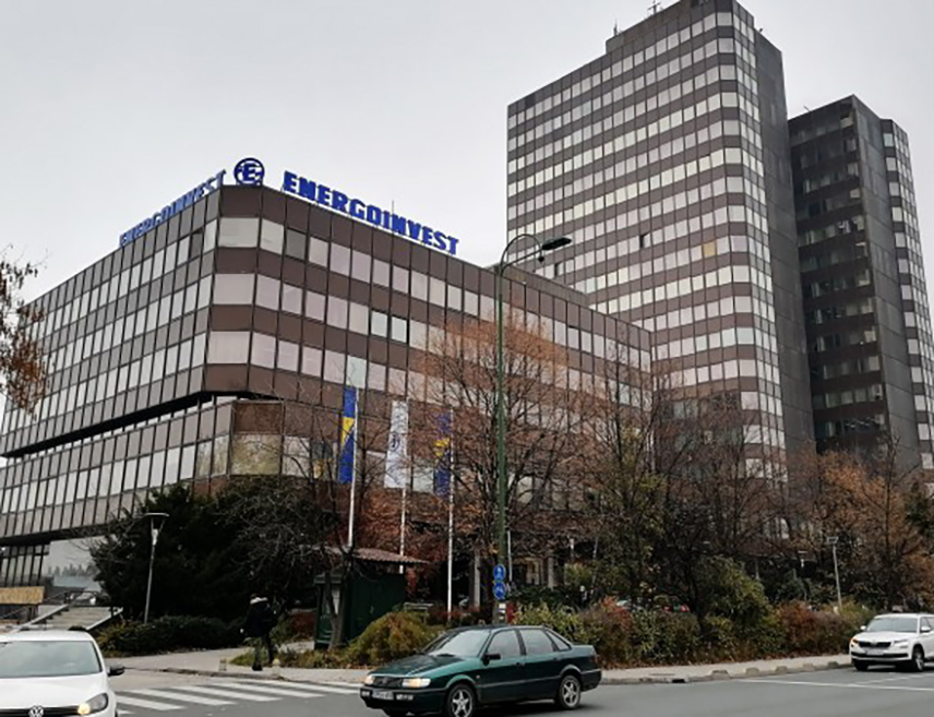 САРАЈЕВО, 14. МАЈА /СРНА/ - Влада Федерације БиХ /ФБиХ/ утврдила је данас коначне листе корисника финансијске помоћи приватним послодавцима, привредницима и осталим самосталним дјелатностима с циљем одржавања постојећих радних мјеста за март.