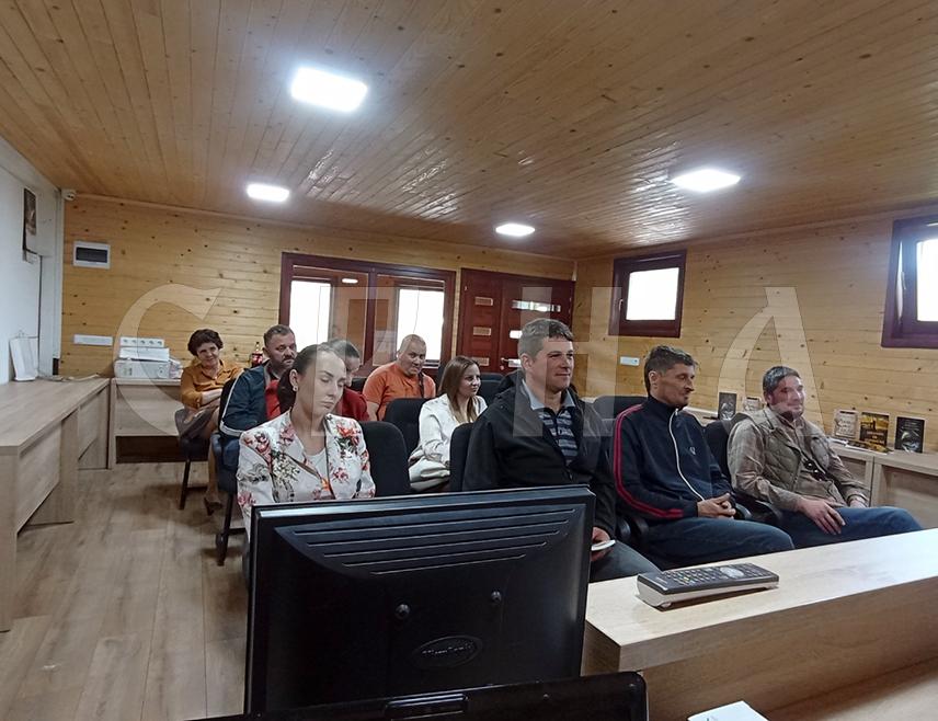 ИСТОЧНИ СТАРИ ГРАД, 15. МАЈА /СРНА/ - У Источном Старом Граду данас је представљен књижевни опус Ковиљке Гавриловић са Пала под називом "Пут кроз поезију и прозу једне ауторке".