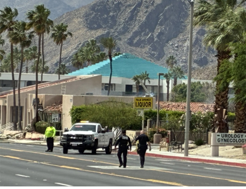 ПАЛМ СПРИНГС, 18. МАЈА /СРНА/ - Особа која је погинула у експлозији испред гинеколошке клинике у Палм Спрингсу у Калифорнији идентификована је као Гај Барткус из мјеста Твентинајн Палмс, саопштено је из Федералног истражног бироа /ФБИ/.