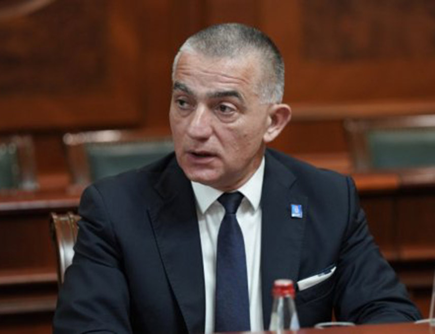 БЕОГРАД, 21. МАЈА /СРНА/ - Министар правде Србије Ненад Вујић изразио је забринутост поводом одлуке Апелационог суда у Новом Саду o укидању притвора лицима осумњиченим за кривична дјела против уставног уређења и безбједности Србије, те позвао да се испитају околности под којима она је донесена.