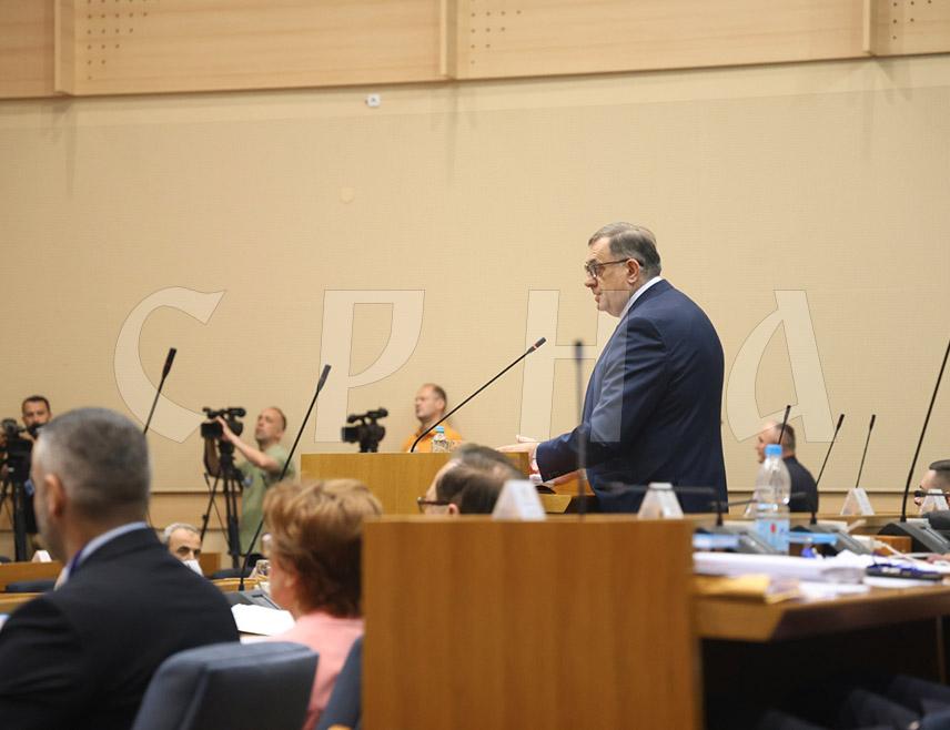 BANJA LUKA, MAY 21 /SRNA/ - The Dayton Peace Agreement is rational, achievable and the only possible agreement in the circumstances we live in, and it created the space in which every nation has its own place, identity and right to equality, said the President of Republika Srpska Milorad Dodik.