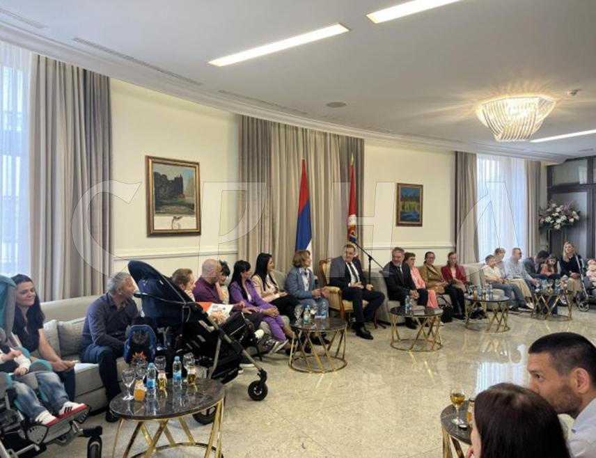 BANJA LUKA, MAY 22 /SRNA/ - Jasminka Vučković, Director of the Solidarity Fund for the Diagnosis and Treatment of Diseases, Conditions, and Injuries of Children Abroad, has stated that every new chance at life given to children through medical treatment abroad is the greatest reward and the ultimate proof of the Fund’s importance.