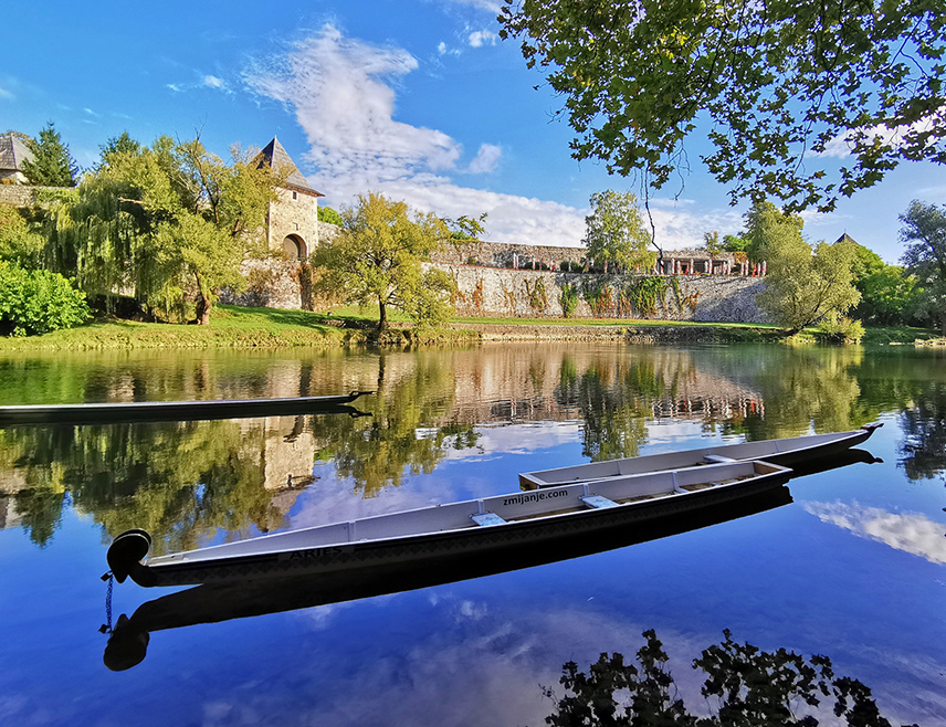 БАЊАЛУКА, 24. МАЈА /СРНА/ - Туристички ваучери допринијели су промоцији домаћих дестинација и понуде, али и повећали остварени број долазака и ноћења домаћих туриста на дестинацијама у Републици Српској, речено је Срни у републичкој Туристичкој организацији.