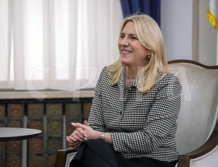САРАЈЕВО, 24. МАЈА /СРНА/ - Српски члан и предсједавајућа Предсједништва БиХ Жељка Цвијановић састаће се данас у Дејтону са делегацијом америчког Конгреса предвођеном конгресменом Мајком Tарнером и специјалним изаслаником Француске за Западни Балкан Рене Tроказом, најављено је из Предсједништва.