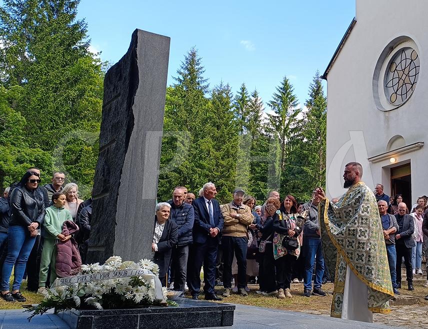 BRADINA, MAY 25 /SRNA/ - “Each time, it gets harder to come to Bradina,” said Zdravka Kukričar, née Mrkajić, who lost her entire family in this village near Konjic, killed by members of Croat and Muslim forces during the May 25, 1992 attack.