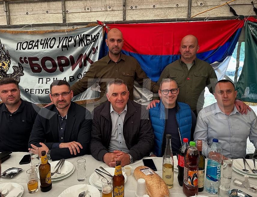 ПРЊАВОР, 25. МАЈА /СРНА/ - Ловачко удружење "Борик" из Прњавора, најмасовније у Републици Српској са 1.200 чланова, обиљежило је данас 115. година постојања.