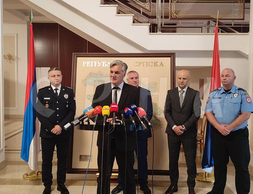 БАЊАЛУКА, 26. МАЈА /СРНА/ - Министар унутрашњих послова Републике Српске Синиша Каран рекао је да је значајна функција радара у превенцији саобраћајних незгода.