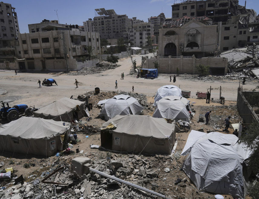 ЖЕНЕВА, 26. МАЈА /СРНА-Ројтерс/ - Већина залиха медицинске опреме понестаје у Гази, као и 42 одсто основних лијекова, укључујући лијекове против болова и вакцине, саопштила је Свјетска здравствена организација /СЗО/.