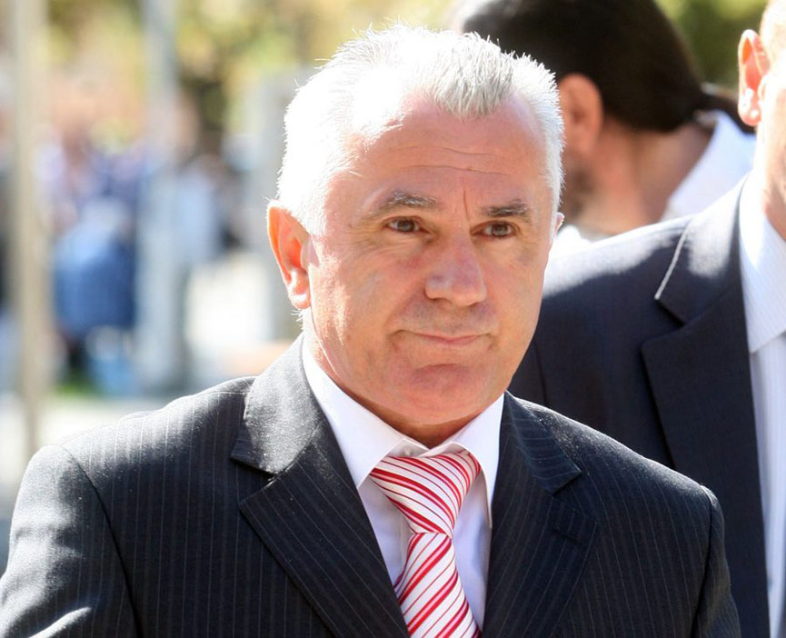 ШАМАЦ, 27. МАЈА /СРНА/ - Одлуком Савјета министара да одобри улазак и боравак дјеце са Косова и Метохије у Републику Српску и БиХ од 14. до 22. јуна укинута је и посљедња препрека реализацији овог посебног и великог пројекта, изјавио је Срни предсједник Одбора за помоћ Србима Косова и Метохије Милорад Арлов.