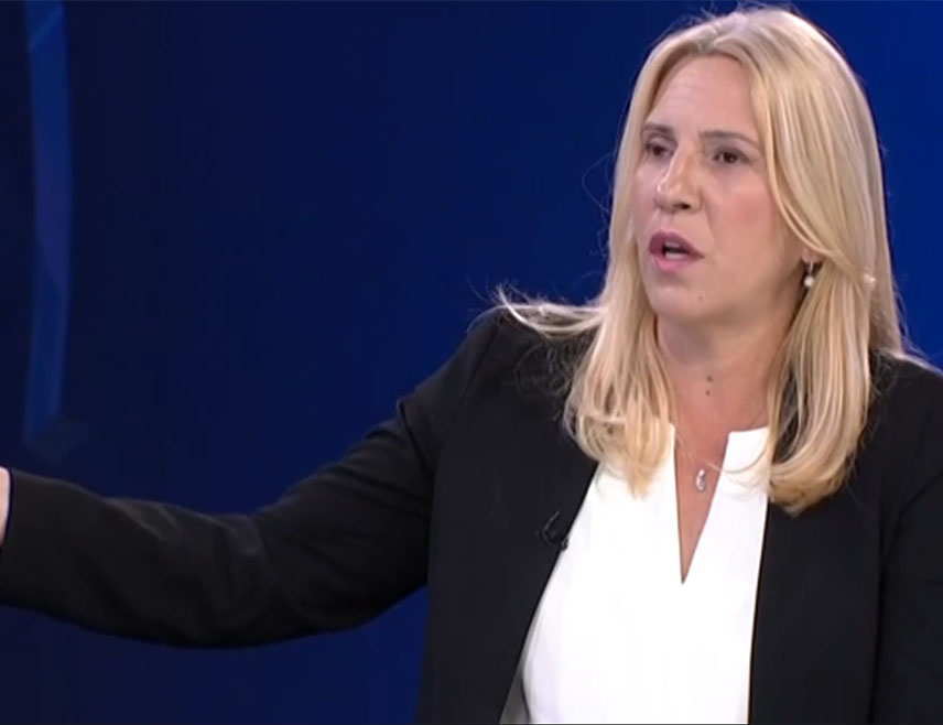 БЕОГРАД, 29. МАЈА /СРНА/ - Српски члан и предсједавајућа Предсједништва БиХ Жељка Цвијановић рекла је да је, без обзира на санкције, нормално аплицирала и добила америчку визу за одлазак у Дејтон на обиљежавање 30 година Дејтонског споразума, те да није имала никаквих ограничења.