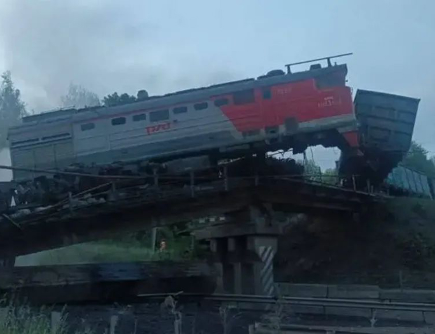 МОСКВА, 3. ЈУНА /СРНА/ - Недавне саботаже жељезнице у Бјанској и Курској области у Русији биле су терористички напади, које је Кијев испланирао како би узроковао максималне цивилне губитке, саопштила је Руска истражна комисија.