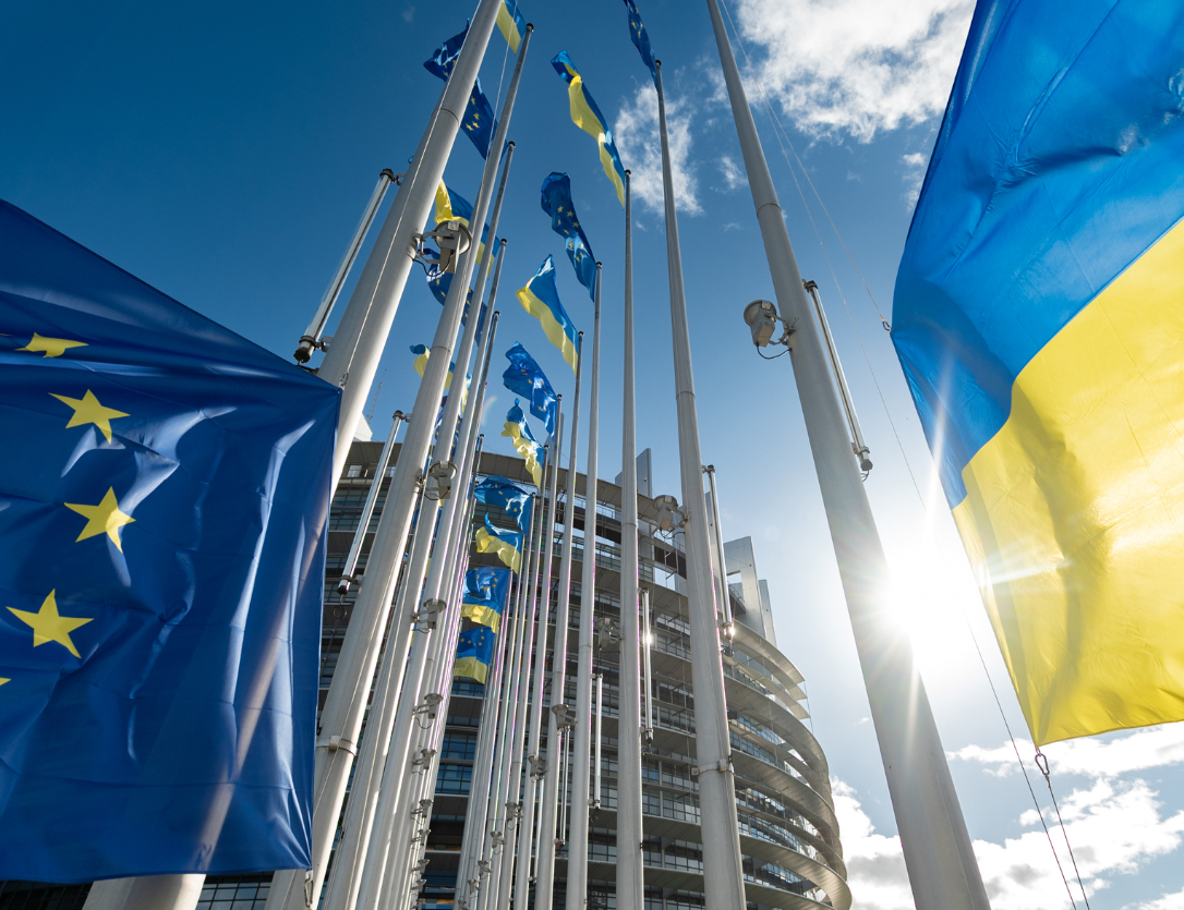 БРИСЕЛ, 4.ЈУНА /СРНА/ - Одредба о потенцијалном чланству Украјине у НАТО-у неће бити укључена у завршну декларацију самита Алијансе, који ће бити одржан у Хагу 24. и 25. јуна, рекао је неименовани дипломатски извор, јавља АФП.