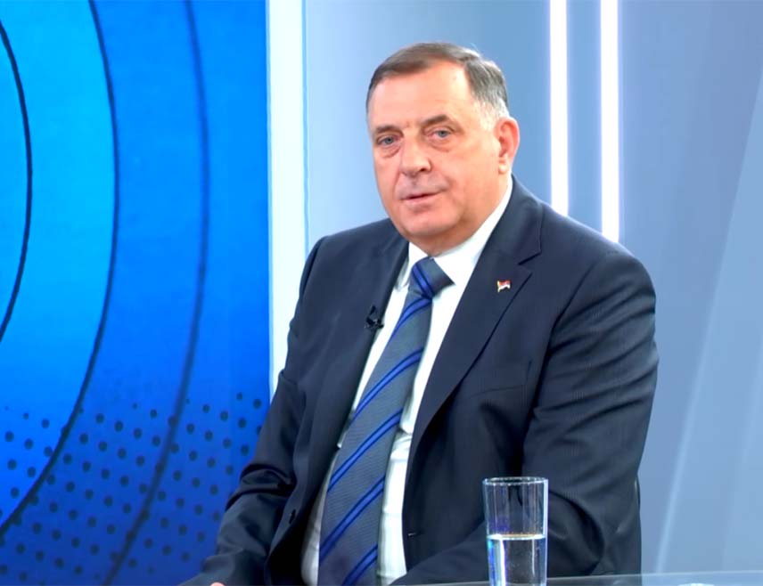 БЕОГРАД, 4. ЈУНА /СРНА/ - Предсједник Републике Српске Милорад Додик поручио је да Српска једина одржива у БиХ и да ће се БиХ распасти чим оду странци.