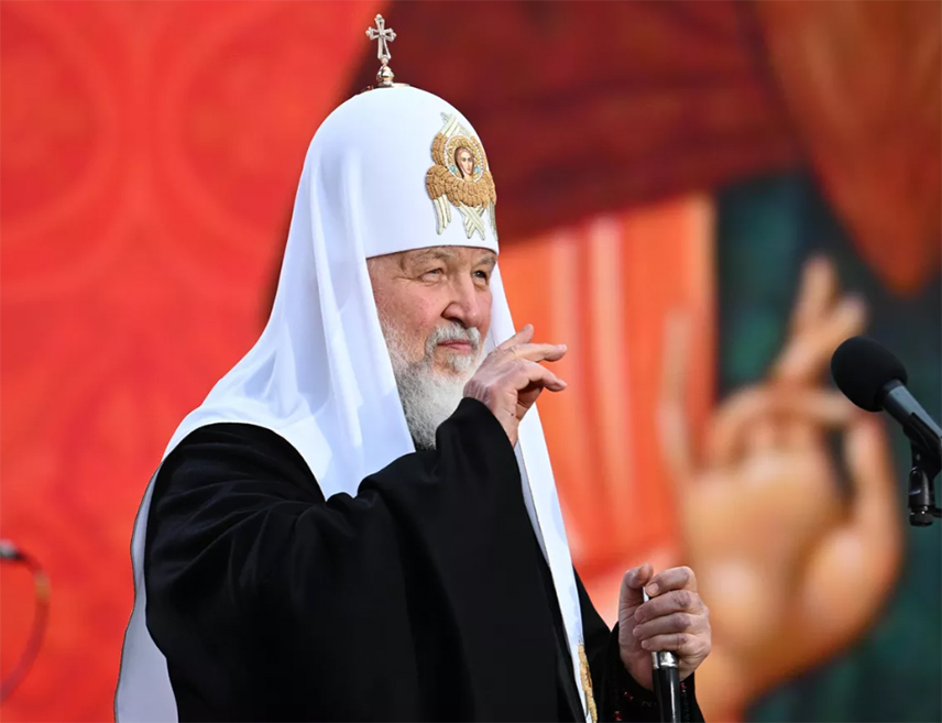 МИНСК, 6. ЈУНА /СРНА/ - Патријарх московски и цијеле Русије Кирил изјавио је да се залаже за развој односа између Руске православне и Римокатоличке цркве, који би, како каже, могао да буде важан фактор у промоцији помирења у регионима гдје се воде ратови и у развоју повјерења између земаља и народа.