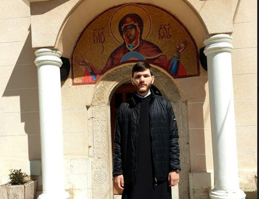 ИСТОЧНО САРАЈЕВО, 11. ЈУНА /СРНА/ - Европски рабини и сви остали добродошли су да одрже своју конференцију у Републици Српској, у Источном Сарајеву, кад год пожеле, поручио је ђакон Божидар Васиљевић, након што је Европске конференције рабина /ЦЕР/ отказана у Сарајеву.