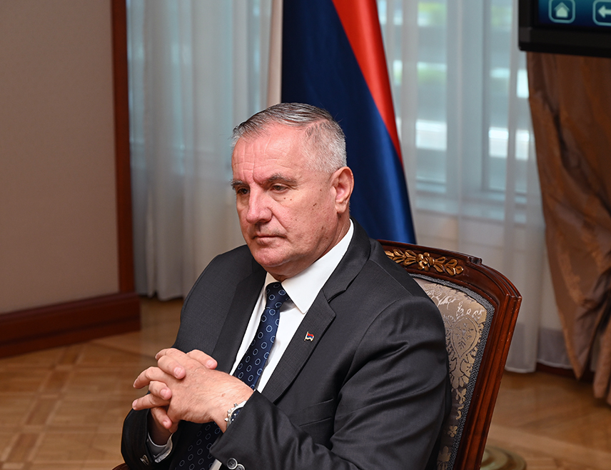 БАЊАЛУКА, 12. ЈУНА /СРНА/ - Влада Републике Српске утврдила је Нацрт закона о измјенама и допунама Закона о култури који је усмјерен на унапређење процеса стратешког планирања и јачање ефикасности културне политике у Републици Српској.