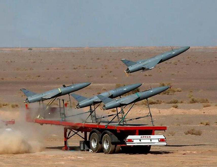 ЈЕРУСАЛИМ, 13. ЈУНА /СРНА/ - Иран је лансирао више од 100 дронова према Израелу у протеклих неколико сати, након што је обећао одмазду за израелске нападе, рекао је израелски војни портпарол.