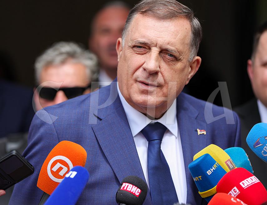 BANJA LUKA, JUNE 14 /SRNA/ - Republika Srpska President Milorad Dodik says that in the coming days he will submit information to the National Assembly so that it can take a position on the United Kingdom’s intents to deport migrants to Western Balkan countries.
