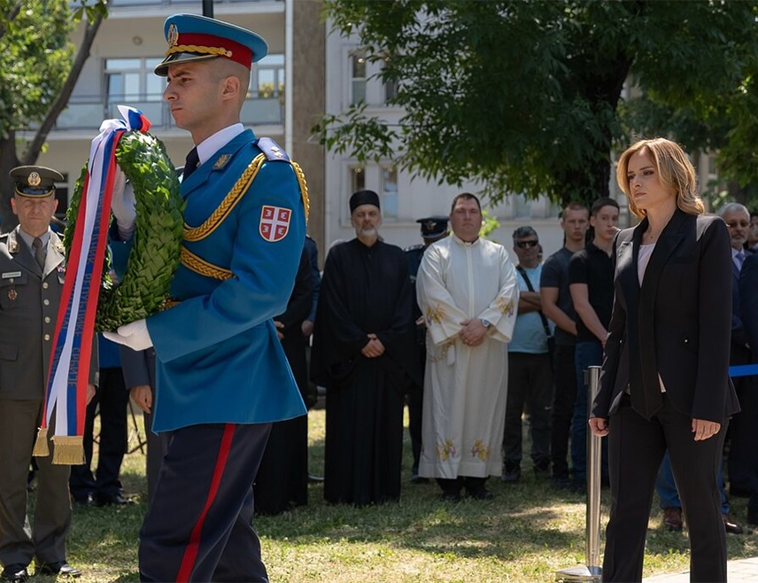 БЕОГРАД, 14. ЈУНА /СРНА/ - У Београду је данас обиљежено 26 година од Битке на Кошарама, која је један од симбола одбране од НАТО агресије 1999. године, симбол херојства и отпора младих војника који су бранили земљу у неравноправним условима.