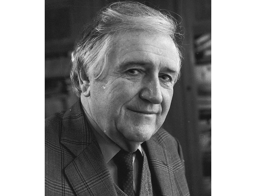 БИЈЕЉИНА, 30. ЈУНА /СРНА/ - Академик Дејан Медаковић /1922-2008/, историчар умјетности и некадашњи предсједник Српске академије наука и умјетности /САНУ/, преминуо је 1. јула 2008. године.