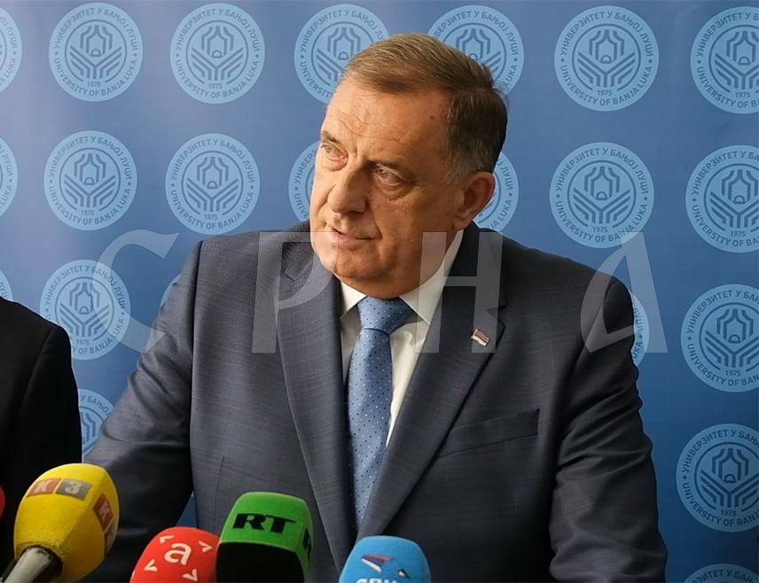 БАЊАЛУКА, 3. ЈУЛА /СРНА/ - Предсједник Републике Српске Милорад Додик поручио је да ће 3,5 милиона КМ из буџета Кабинета предсједника бити издвојено за изградњу вртића у оквиру кампуса бањалучког Универзитета.