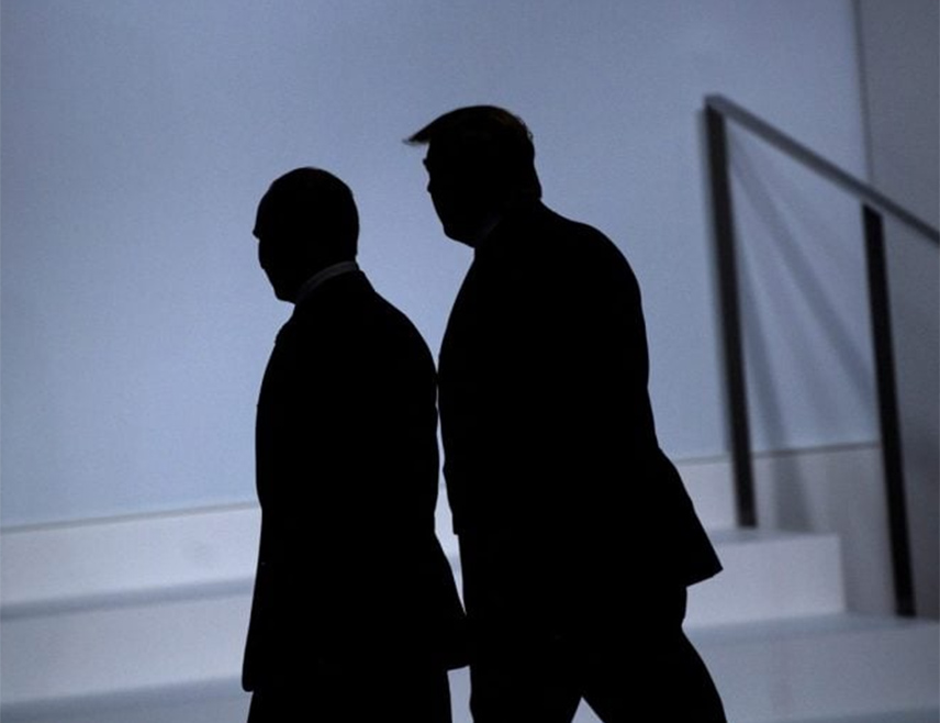 РИМ, 4. ЈУЛА /СРНА/ - Руски предсједник Владимир Путин и његов амерички колега Доналд Трамп воде директне разговоре, држећи ЕУ ван тока догађаја, што представља озбиљну пријетњу за Украјину, пише италијански лист "Ла стампа".