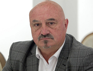 БЕОГРАД, 6. ЈУЛА /СРНА/ - Предсједник Републике Српске Милорад Додик је добровољним одласком у Суд БиХ направио још један у низу државничких потеза, изјавио је Срни адвокат Горан Петронијевић.
