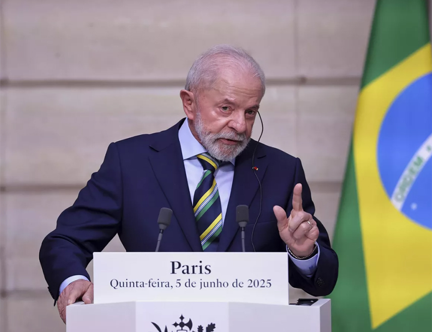 РИО ДЕ ЖАНЕИРО, 6. ЈУЛА /СРНА/ - Предсједник Бразила Лула да Силва указао је да одлука НАТО-а да повећа расходе земаља чланица за одбрану на пет одсто БДП-а подстиче трку у наоружању, те оцијенио да је лакше улагати у рат него у мир.