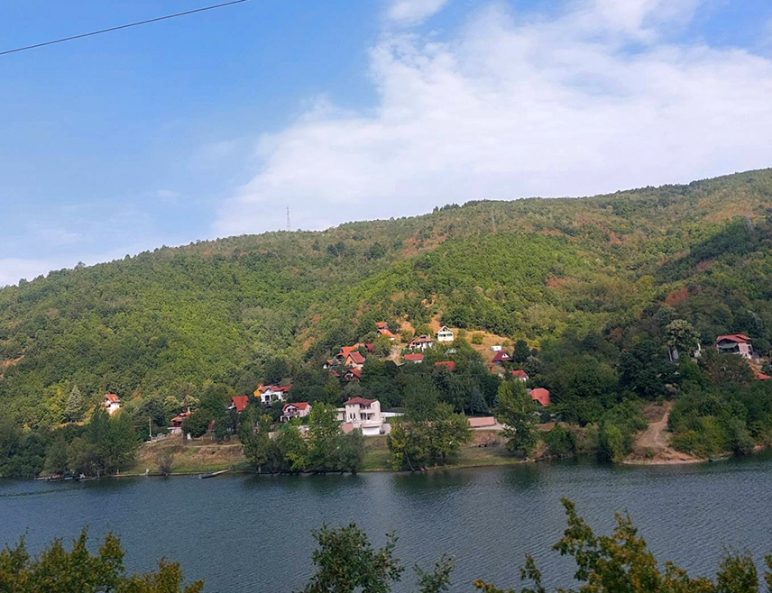 БИЈЕЉИНА, 21. ЈУЛА /СРНА/ - У Републици Српској и Федерацији БиХ данас ће претежно сунчано и вруће.
