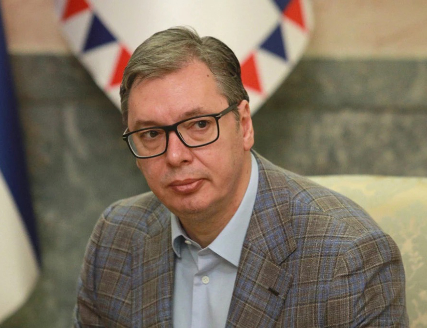 БЕОГРАД, 27. ЈУЛА /СРНА/ - Предсједник Србије Александар Вучић поручио је да став Београда у вези са увођењем санкција Русији остаје непромјењен и да Србија неће дозволити "великим играчима" на свјетској сцени да је користе за своје игре и приче.