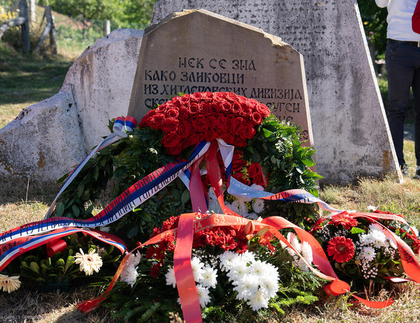 ПОДГОРИЦА, 28. ЈУЛА /СРНА/ - У Црној Гори данас се обиљежава 81 година од масакра који су 28. јула 1944. године извршиле нацистичке снаге и припадници СС дивизије "Скендербег" у селу Велика, општина Плав, када је убијено више од 500 цивила, међу којима је било и више од 100 дјеце.