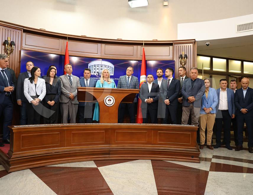 BANJA LUKA, AUGUST 1 /SRNA/ - The Serb member of the BiH Presidency Željka Cvijanović said today in Banja Luka that the outcome of the BiH Court's second-instance verdict against Republika Srpska President Milorad Dodik is political, just as was the case with the first-instance verdict.
