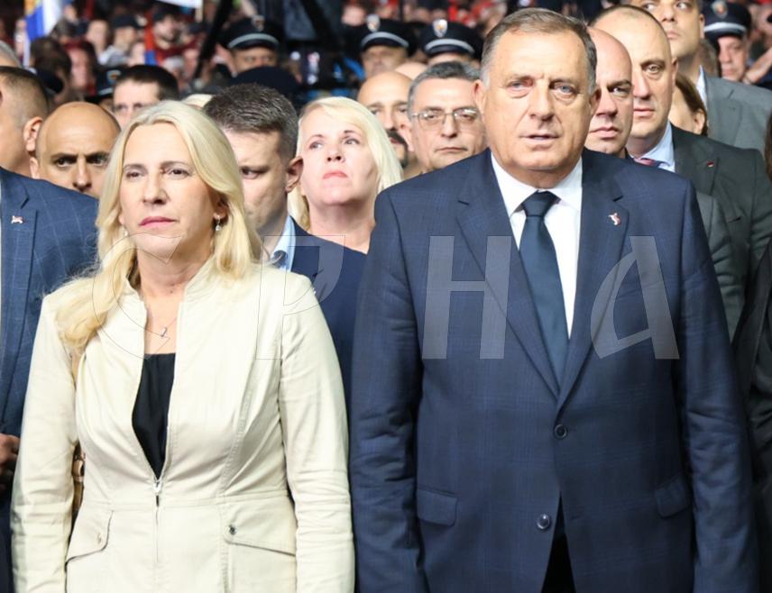 SREMSKI KARLOVCI, AUGUST 3 /SRNA/ – The Serb member of the BiH Presidency, Željka Cvijanović, has stated that those responsible for the horrific crimes committed against Serbs during Croatia’s Operation Storm, one of the largest in Europe after 1945, have never been held accountable, which is why forgetting is a sin and remembering is a lasting obligation for all Serb generations.