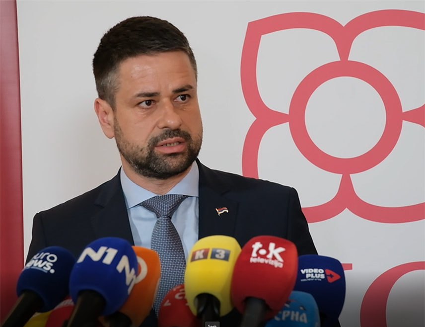 BANJA LUKA, AUGUST 4 /SRNA/ - The Secretary-General of the SNSD, Srđan Amidžić, stated today in Banja Luka that the commitment of any normal party in BiH is that people should choose their representatives.