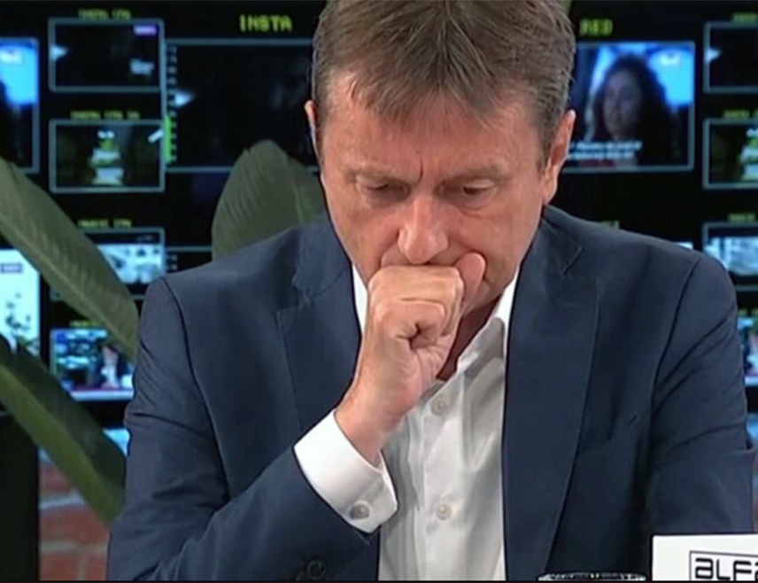 БЕОГРАД, 5. АВГУСТА /СРНА/ - Министру за јавна улагања и Србије Дарку Глишићу изненада је позлило јутрос током телевизијског гостовања и хитно је пребачен на Ургентни центар.