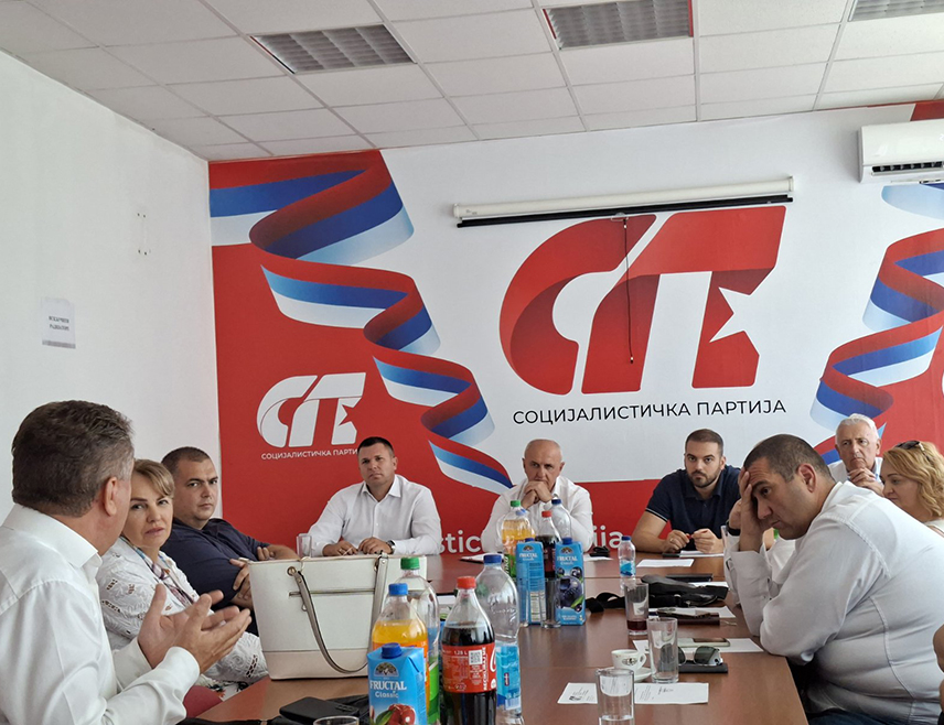 БАЊАЛУКА, 5. АВГУСТА /СРНА/ - Социјалистичка партија /СП/ поднијеће иницијативу за усвајање резолуције о заштити уставног поретка и политичког интегритета Српске, као институционални одговор на неуставно дјеловање тзв. високог представника и правосудни прогон предсједника Републике Српске, јер је очување институције предсједника од суштинског значаја за стабилност уставног поретка и поштовање демократске воље грађана.
