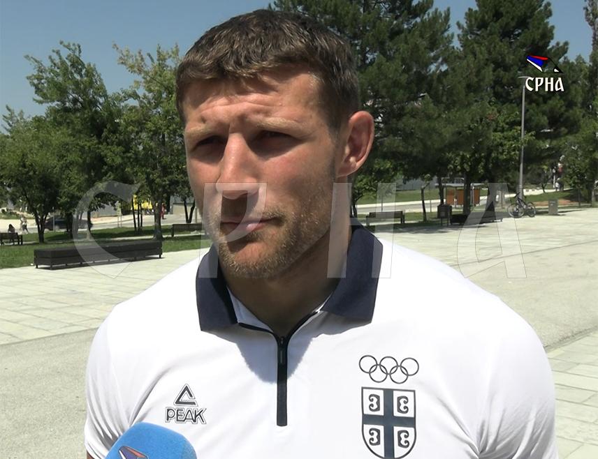 ИСТОЧНО САРАЈЕВО, 12. АВГУСТА /СРНА/ - Овогодишњи џудо камп "Мајдов академија" представља досад најуспјешнији спортски догађај у БиХ и региону, изјавио је данас Срни организатор и прослављени српски џудиста Немања Мајдов.