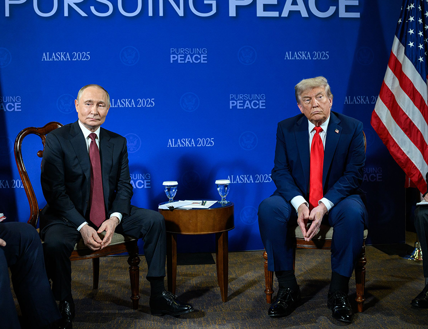 ЕНКОРИЏ, 16. АВГУСТА /СРНА/ - Предсједник САД Доналд Трамп оцијенио је да је остварен значајан напредак током данашњег састанка са предсједником Русије Владимиром Путином.