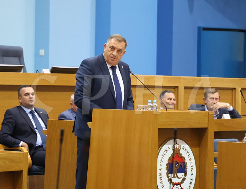 BANJALUKA, AUGUST 22 /SRNA/ – The President of Republika Srpska  Milorad Dodik  has stated today that Mirko Miljatović from Novi Grad, an activist of the List for Justice and Order, was detained because he falsely reported that a bomb had been planted in the National Assembly.