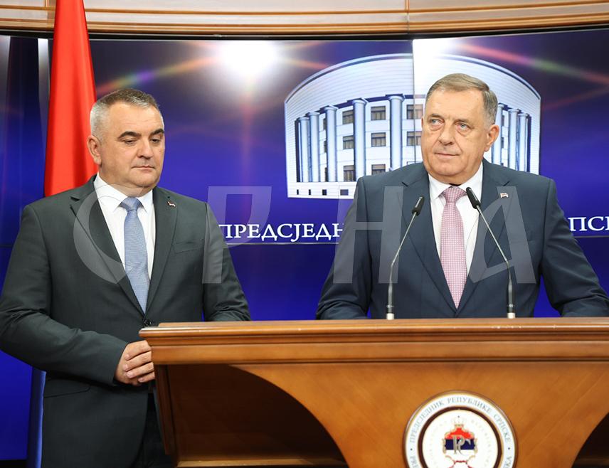 BANJA LUKA, AUGUST 24 /SRNA/ - Republika Srpska President Milorad Dodik told the prime minister-designate Savo Minić that his task is to restore relations to the original Dayton Agreement and to prevent any further contacts that promote rule by decree.