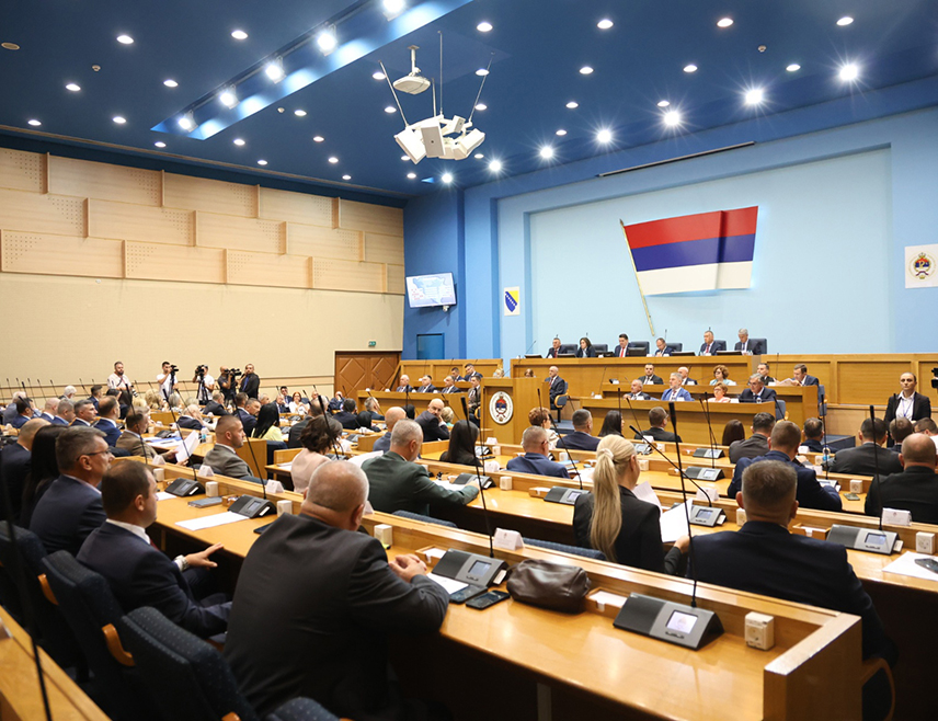 BANJA LUKA, SEPTEMBER 2 /SRNA/ - The Republika Srpska National Assembly elected the Government of Republika Srpska, led by Prime Minister Savo Minić, on Tuesday evening in Banja Luka.