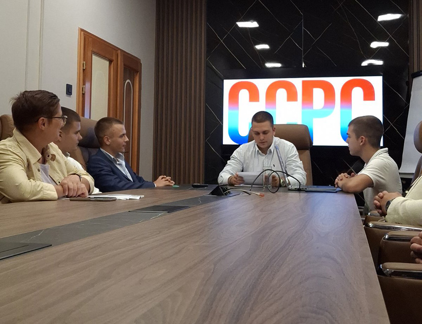 БАЊАЛУКА, 4. СЕПТЕМБРА /СРНА/ - У Републици Српској основан је Савез средњошколаца, а за предсједника је изабран Стефан Раковић.