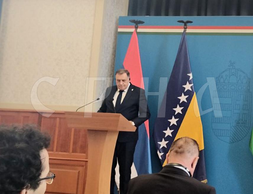 BUDAPEST, SEPTEMBER 4 /SRNA/ – The President of Republika Srpska  Milorad Dodik  has stated today in Budapest that Republika Srpska is a party to the Dayton Agreement, that it had naively defended it for years, but that this was not in the interest of many.